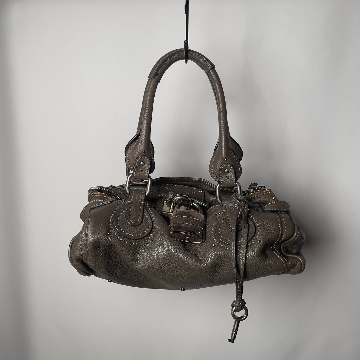 π Pre-owned CHLOΓ 2007 paddington in dark grey π