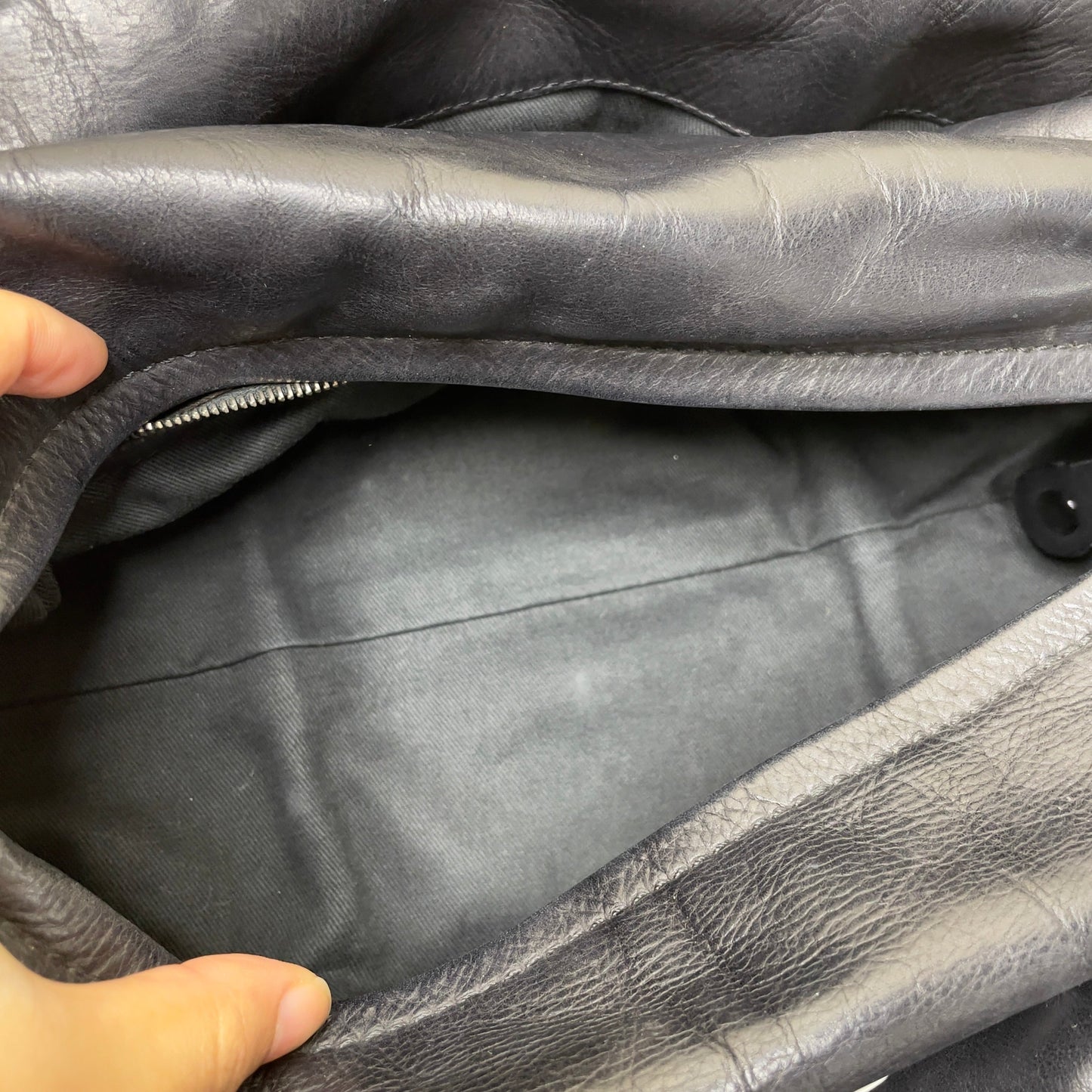 π Pre-owned CHLOΓ oil slick silverado bag π