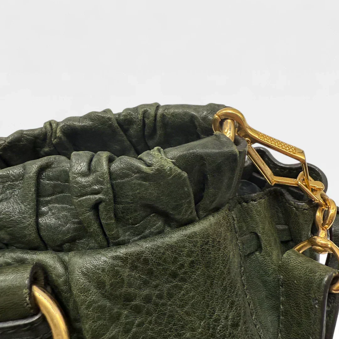💎 Pre-owned Miu Miu Vitello Lux handbag with shoulder strap in dark green leather 💎