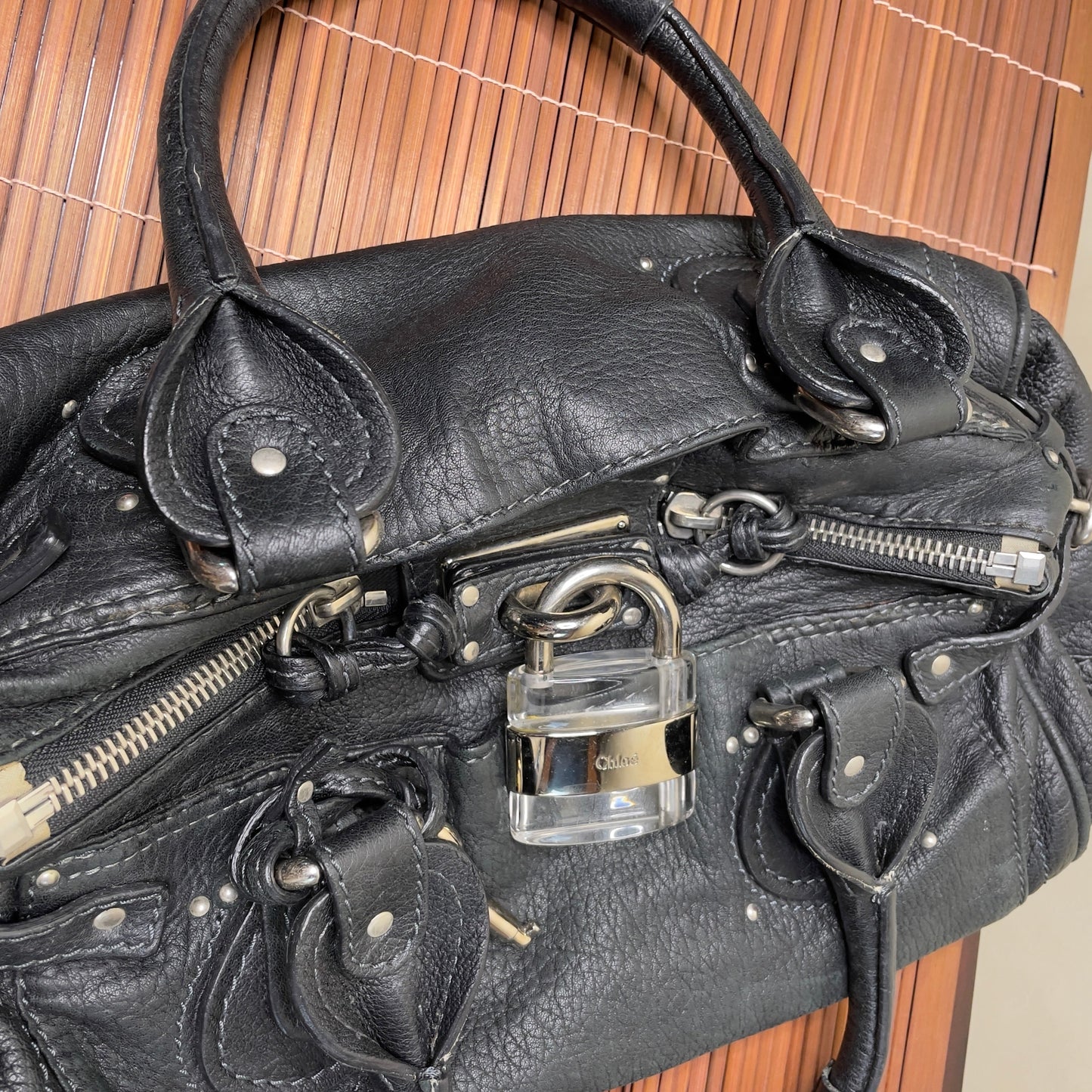 💎 Pre-owned CHLOÉ 2008 lambskin paddington with lucite x metal padlock 💎