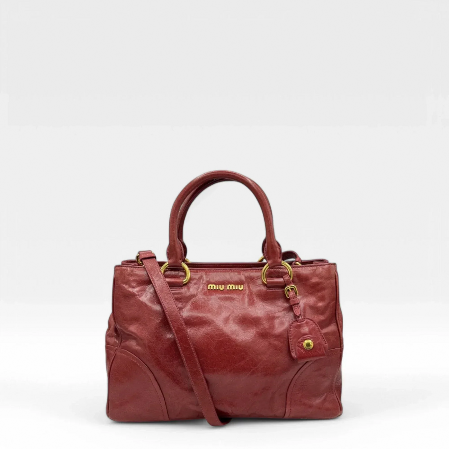 Miu Miu handbag Vitello Shine with shoulder strap made of red leather