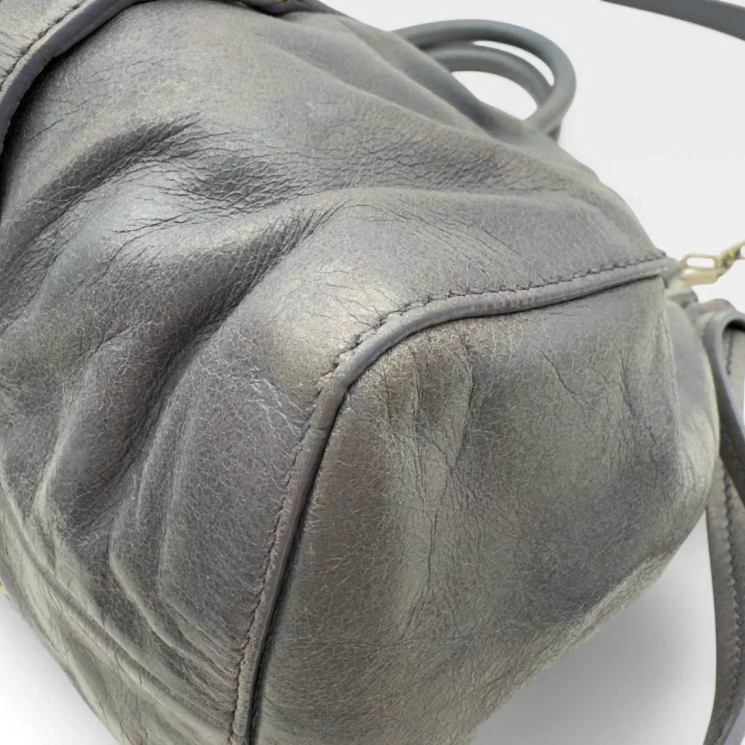 💎 Pre-owned Miu Miu handbag Vitello Lux blue/lilac 💎