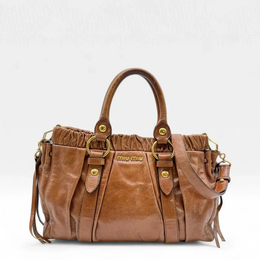 💎 Pre-owned Miu Miu handbag Vitello Lux with shoulder strap made of dark brown leather 💎
