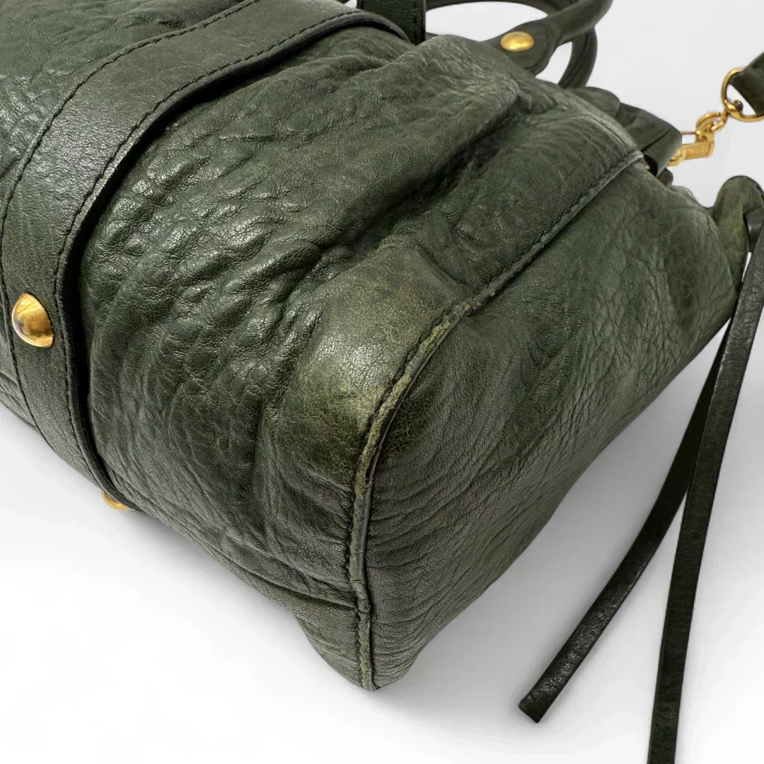 💎 Pre-owned Miu Miu Vitello Lux handbag with shoulder strap in dark green leather 💎