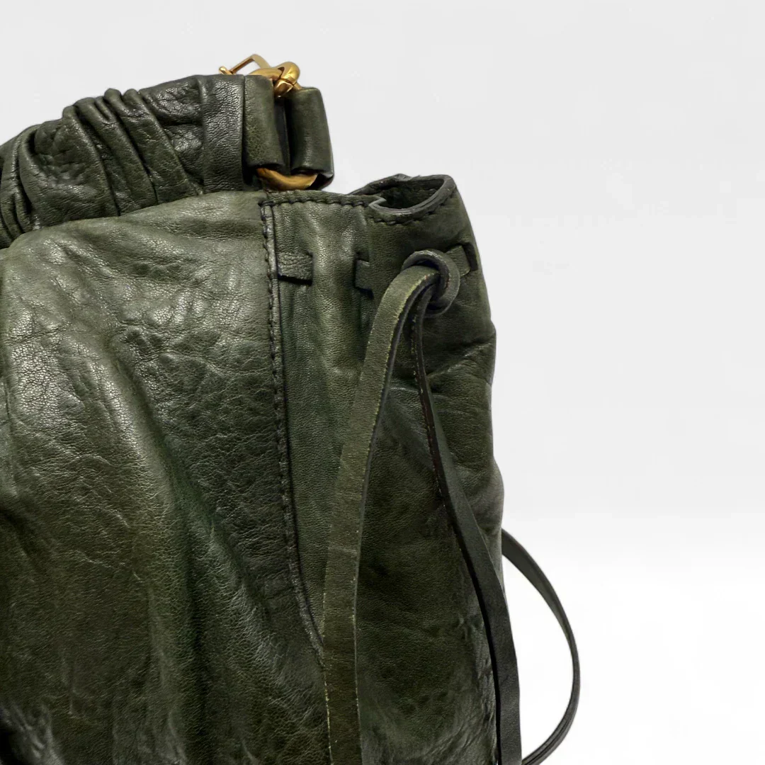 💎 Pre-owned Miu Miu Vitello Lux handbag with shoulder strap in dark green leather 💎
