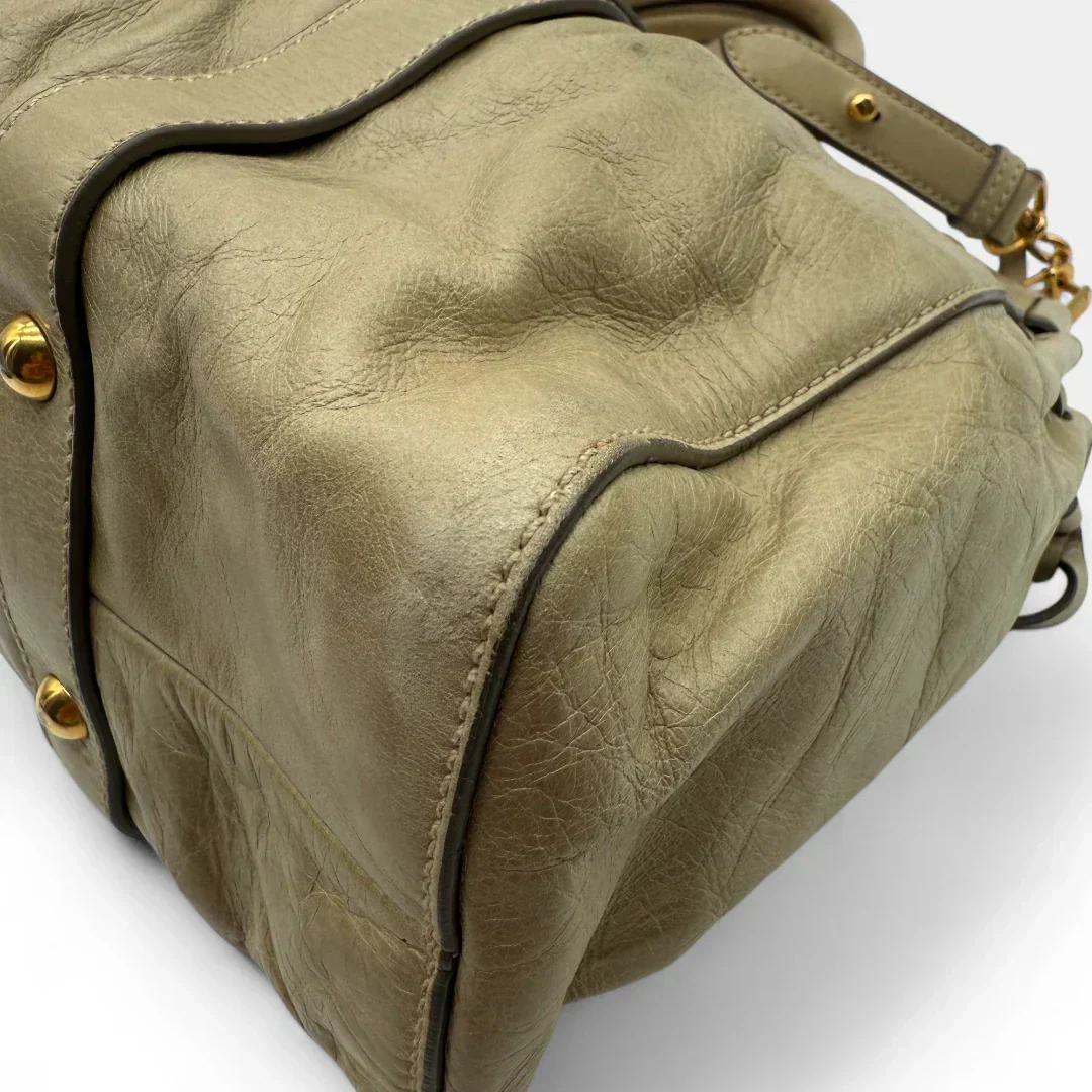 💎 Pre-owned Miu Miu handbag Vitello Lux with shoulder strap made of beige leather 💎