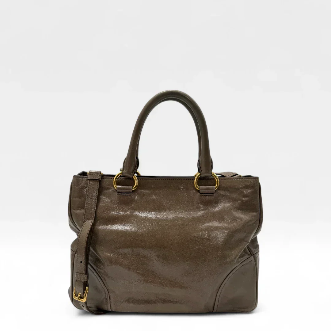 Miu Miu Vitello Shine handbag with shoulder strap in grey leather