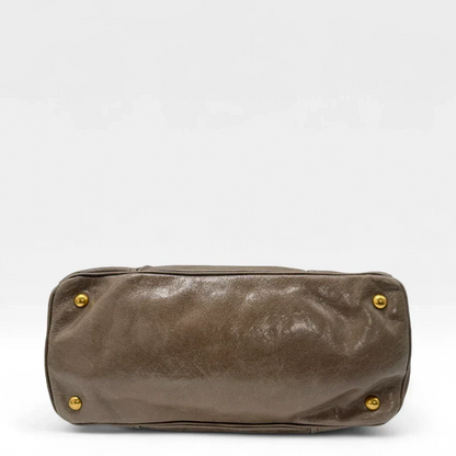 Miu Miu Vitello Shine handbag with shoulder strap in grey leather