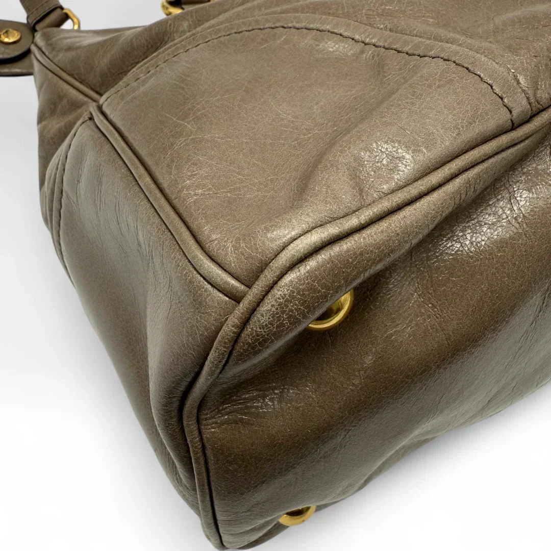 Miu Miu Vitello Shine handbag with shoulder strap in grey leather