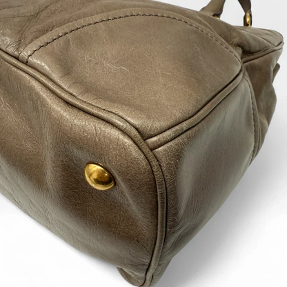Miu Miu Vitello Shine handbag with shoulder strap in grey leather