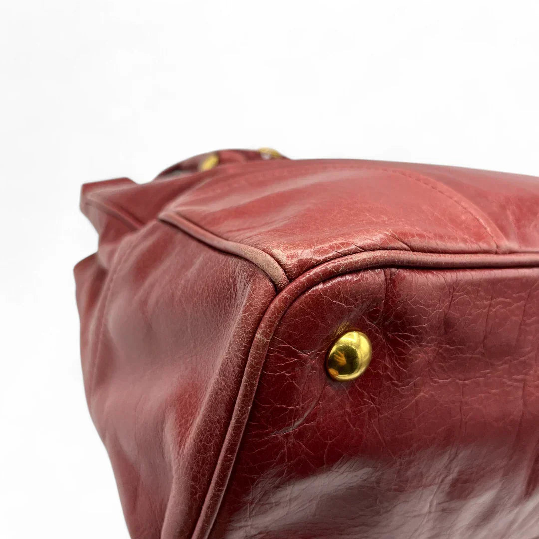 Miu Miu handbag Vitello Shine with shoulder strap made of red leather