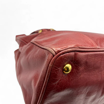 Miu Miu handbag Vitello Shine with shoulder strap made of red leather