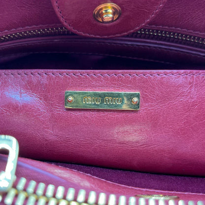 Miu Miu handbag Vitello Shine with shoulder strap made of red leather