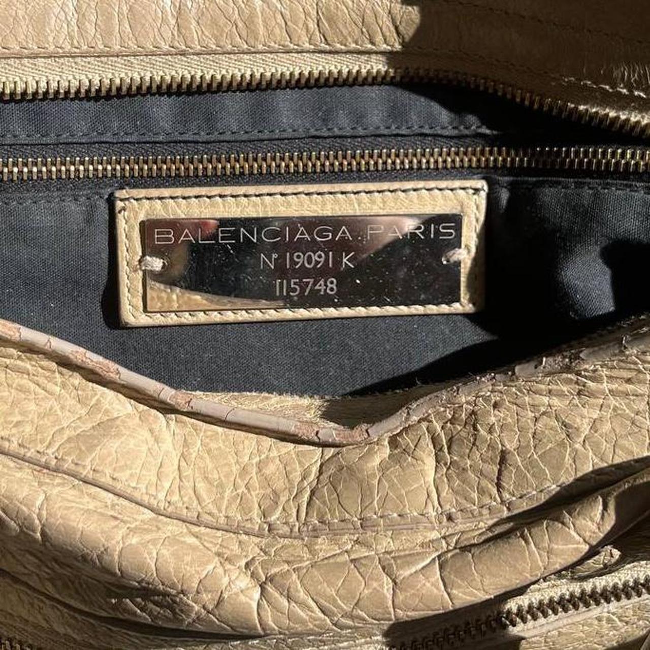 Authentic Balenciaga Classic City Bag – Cream/Beige