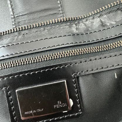 Beautiful Y2K Vintage Fendi Baguette
