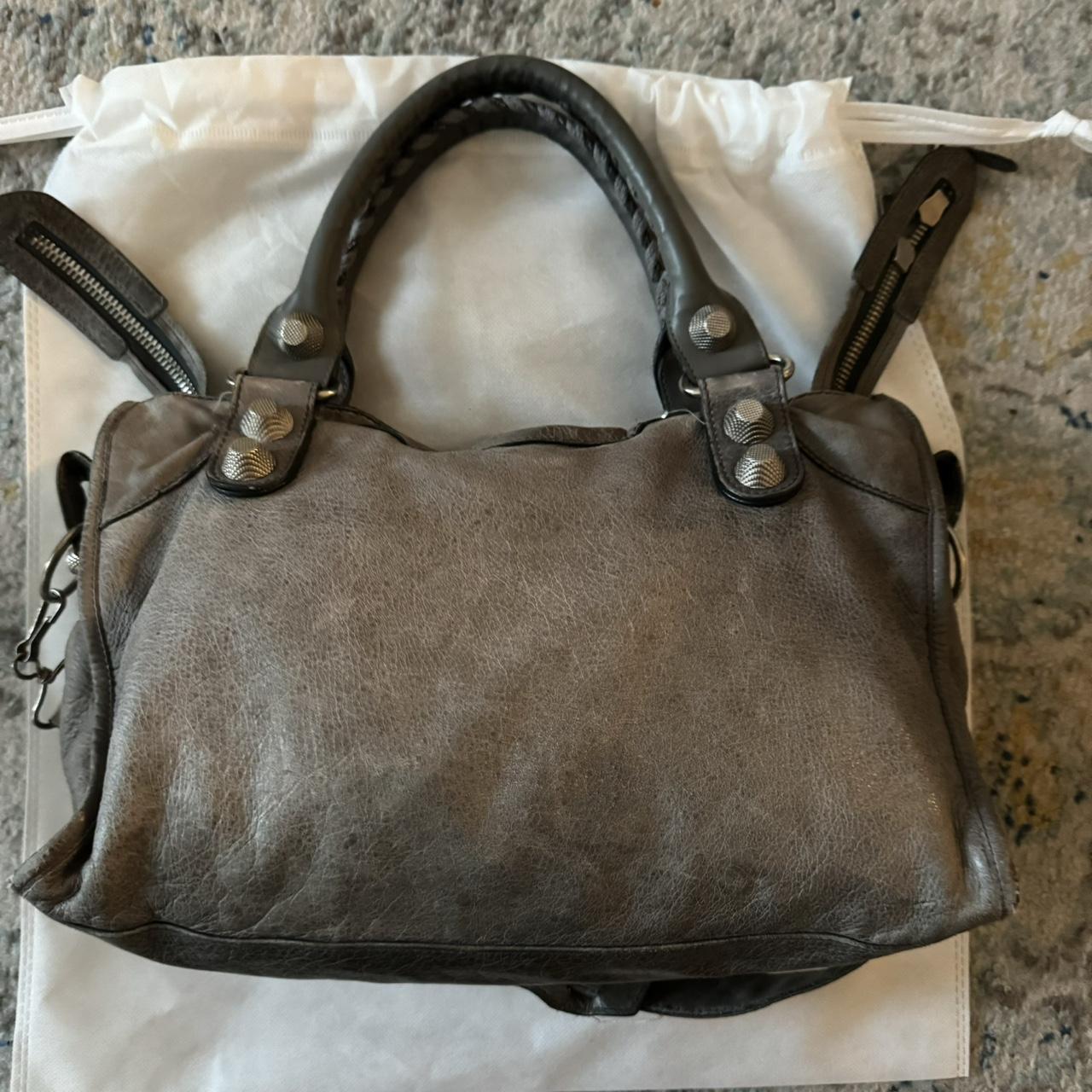 Authentic Balenciaga City Bag Giant In Faded Grey