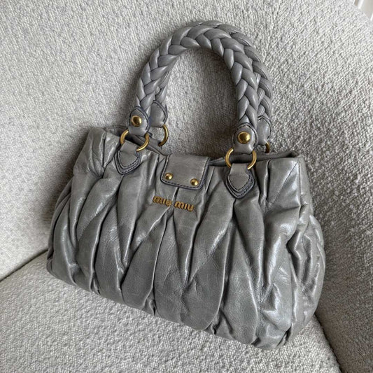 PreOwned Miu Miu Matelasse Grey Leather Handbag